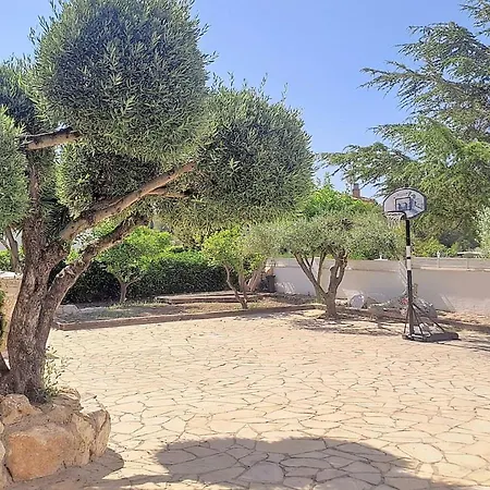 Casa Con Piscina Y Barbacoa